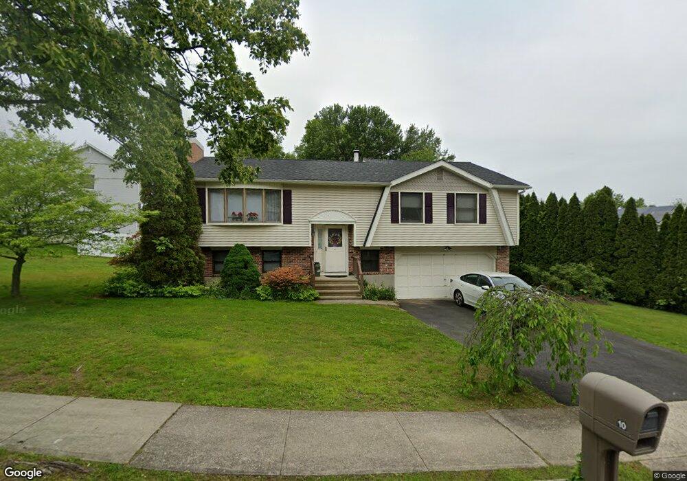 10 Perry Merrill Dr, West Haven, CT 06516 - photo 1