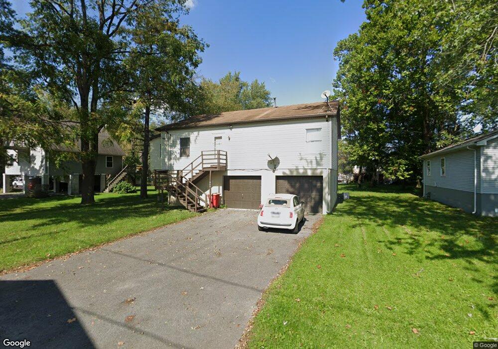 220 E Blackberry Aly, Selinsgrove, PA 17870 - photo 1