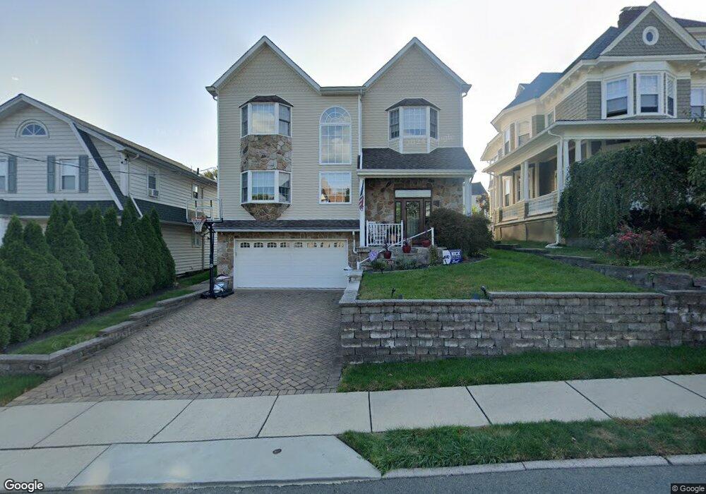 314 Columbus Ave, Hasbrouck Heights, NJ 07604 - photo 1