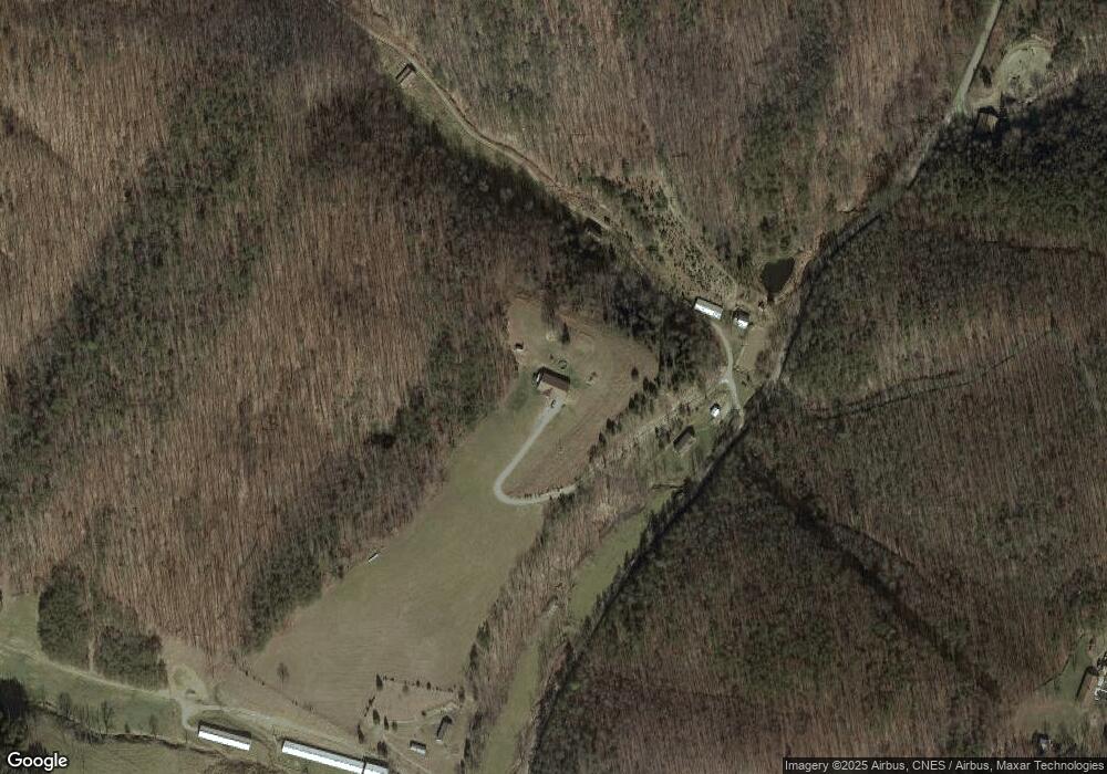 25 Lakota Dr, Maysville, WV 26833 - photo 1