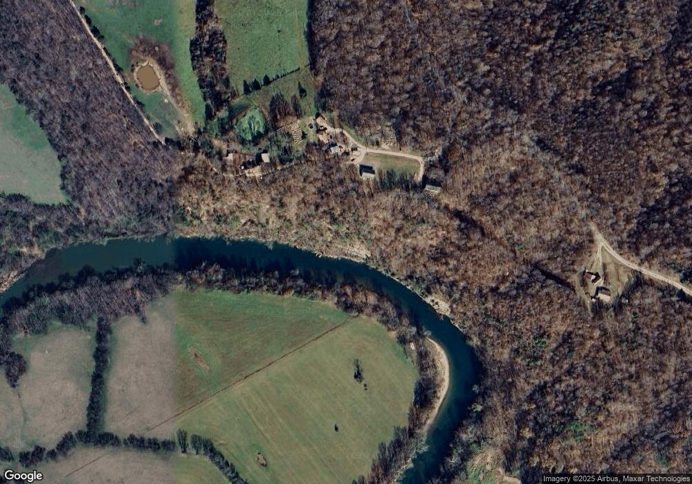 3045 Armstrong Rd, Linden, TN 37096 - photo 1