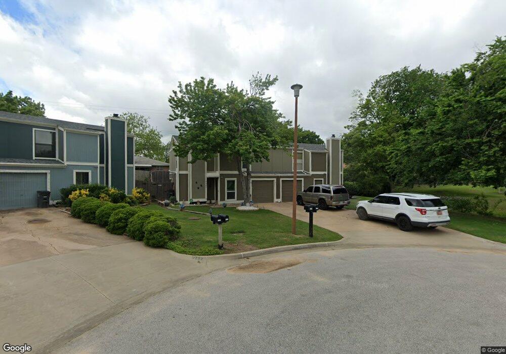 7201 E 32nd Place unit u64, Tulsa, OK 74145 - photo 1