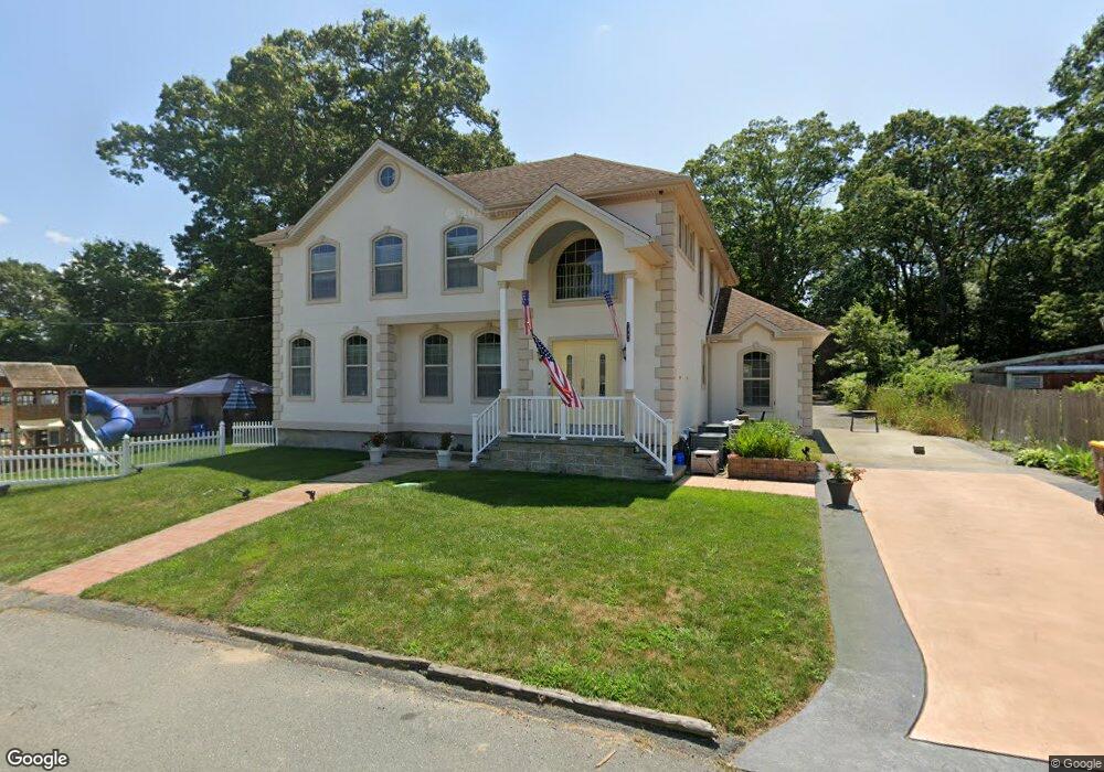 963 Norman St, Fall River, MA 02721 - photo 1