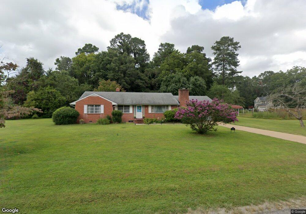 1340 E Euclid Blvd, West Point, VA 23181 - photo 1