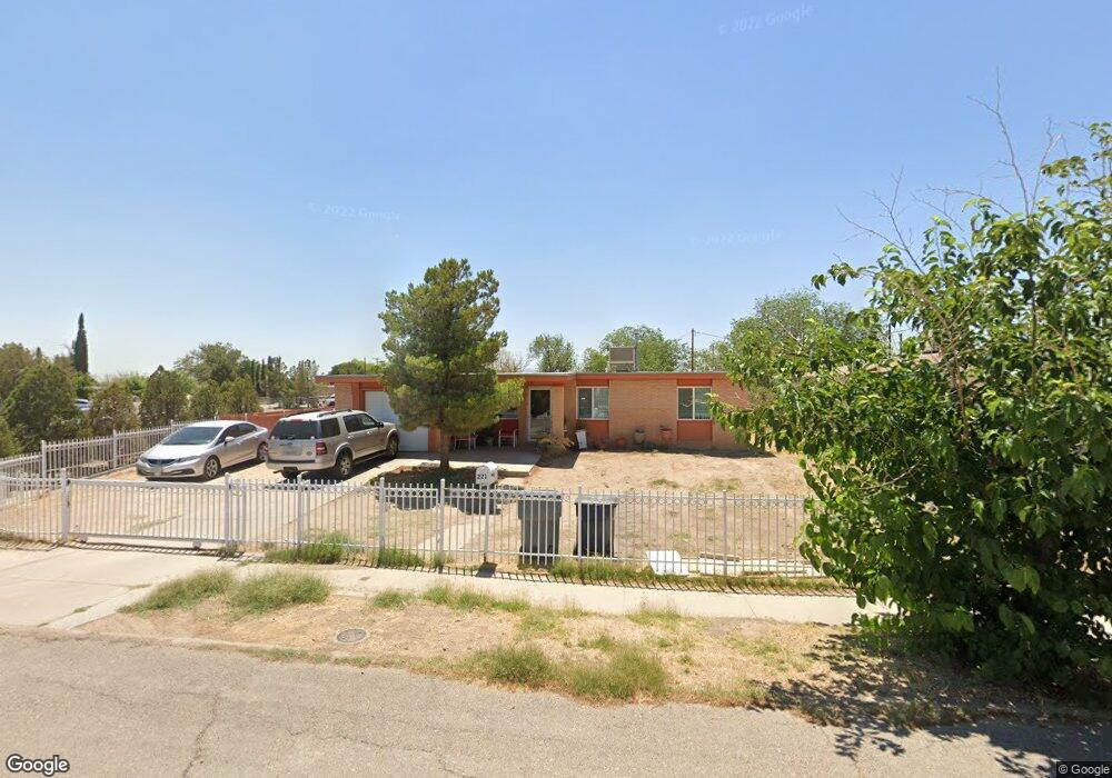 221 Yolanda Dr, El Paso, TX 79915 - photo 1