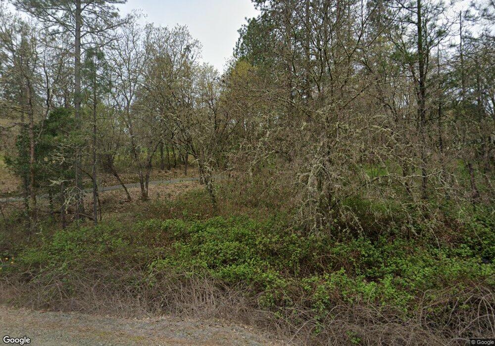 1310 Pinecrest Dr, Grants Pass, OR 97526 - photo 1