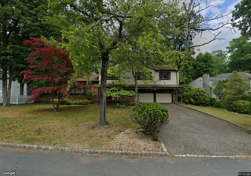 12 Manor Rd, Livingston, NJ 07039 - photo 1