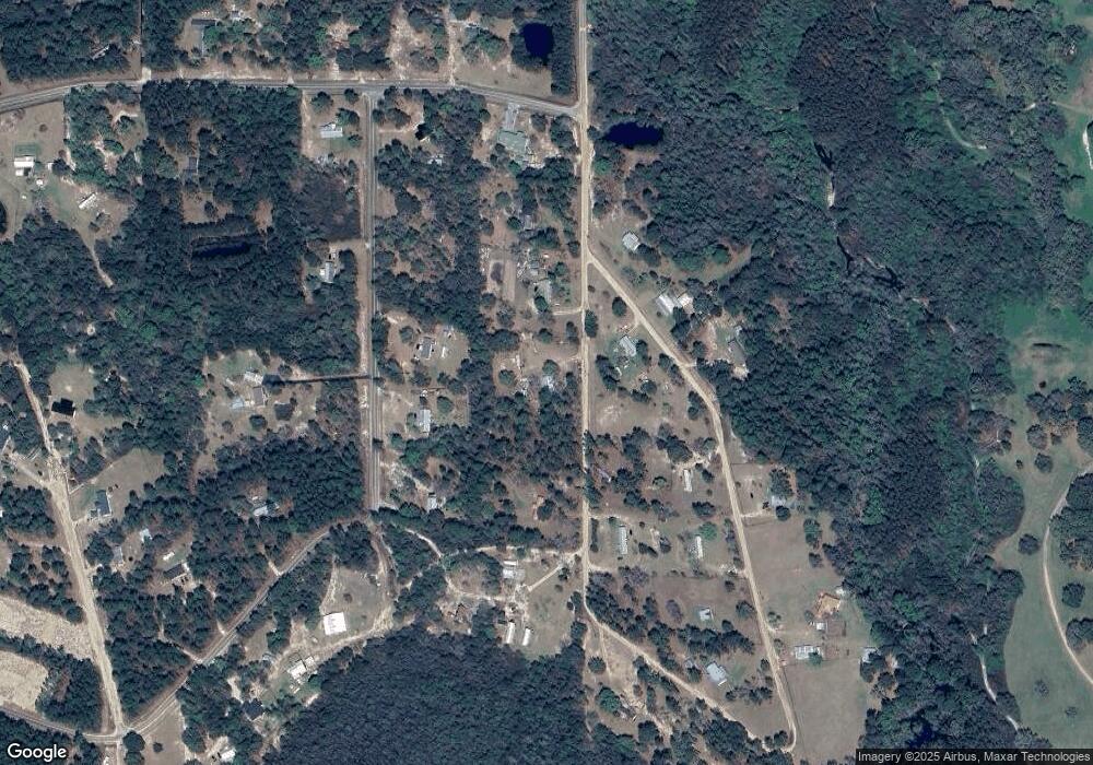 7302 College Loop, Blackshear, GA 31516 - photo 1