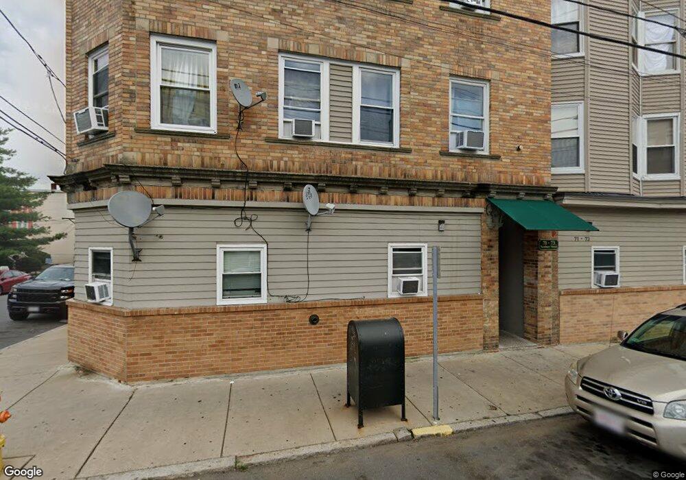 71 Newbury St unit 14, Lawrence, MA 01840 - photo 1