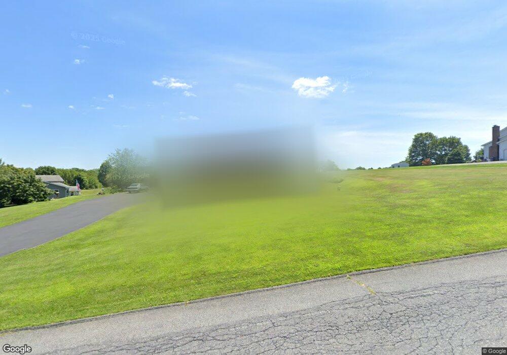 549 Werkheiser Ave, Nazareth, PA 18064 - photo 1