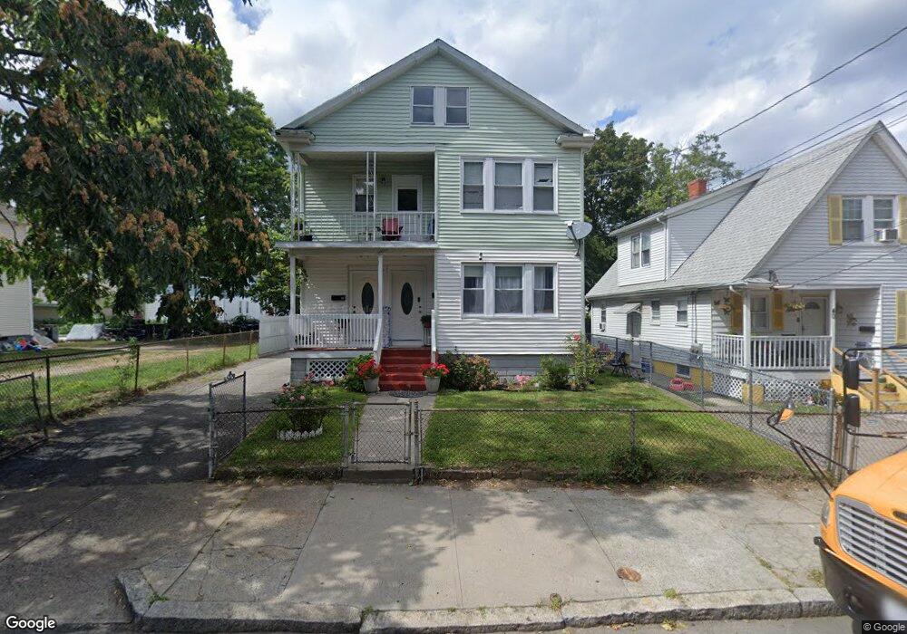 38 Pumgansett St, Providence, RI 02908 - photo 1
