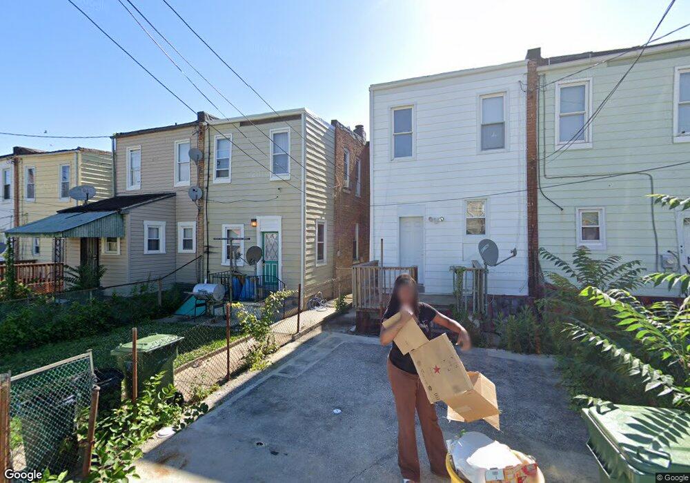 422 N Hilton St, Baltimore, MD 21229 - photo 1