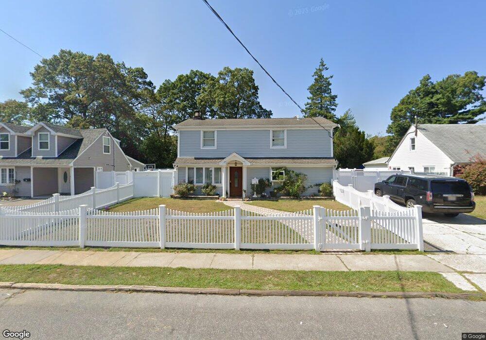 71 William St, Copiague, NY 11726 - photo 1