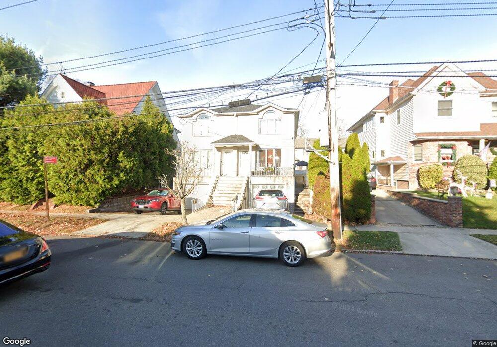 33 10th St, Staten Island, NY 10306 - photo 1