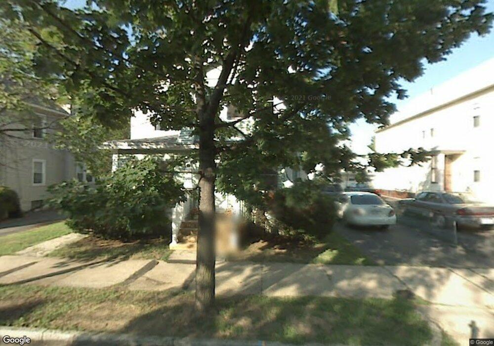 121 Draper St unit 2, Springfield, MA 01108 - photo 1