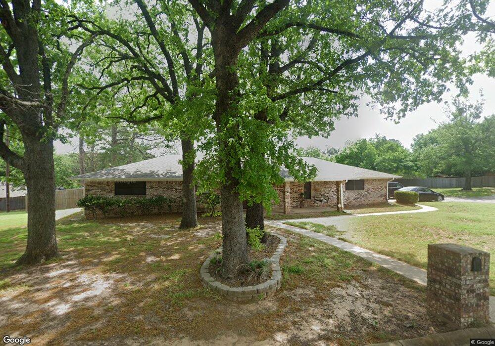 1404 S Hyde Park Ave, Denison, TX 75020 - photo 1