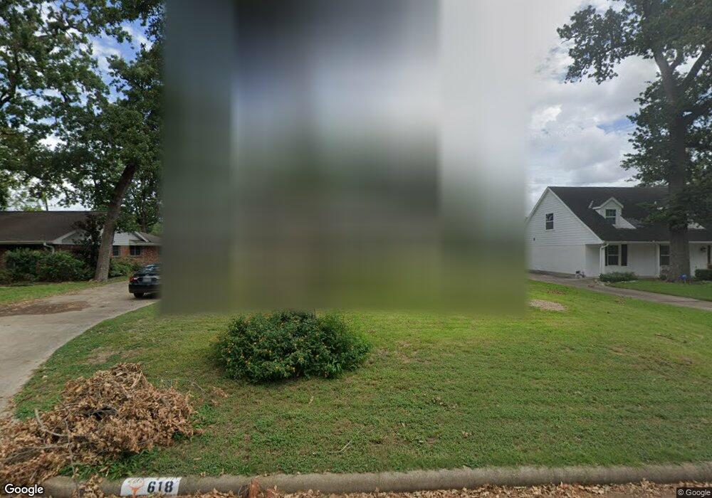 618 Cherrybark Ln, Houston, TX 77079 - photo 1