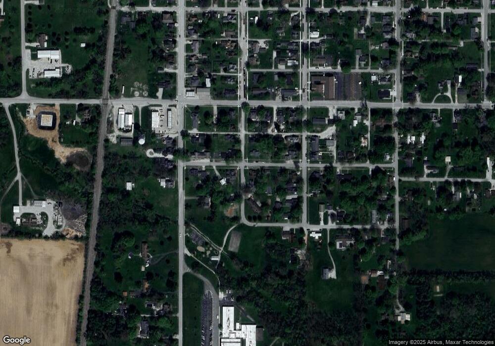 107 E Grove St, Roachdale, IN 46172 - photo 1