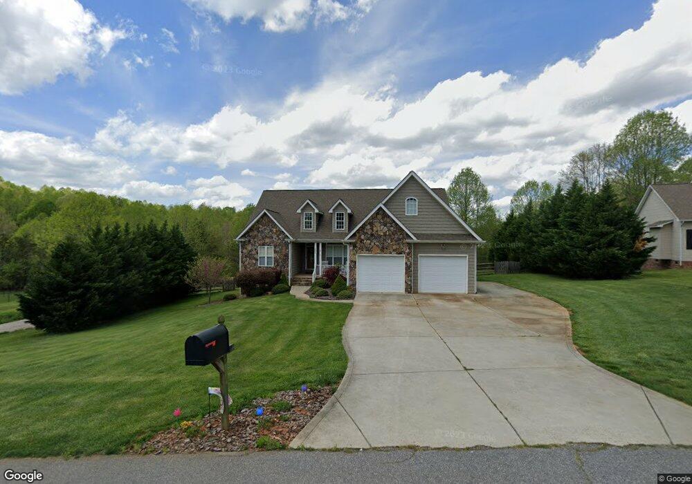 185 Sundance Cir, Statesville, NC 28625 - photo 1