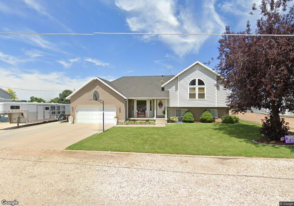 6054 W 4600 S, Hooper, UT 84315 - photo 1