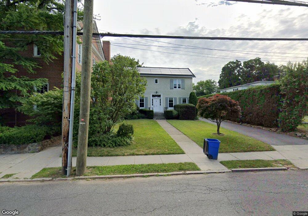 467 N Barry Ave unit cttge, Mamaroneck, NY 10543 - photo 1