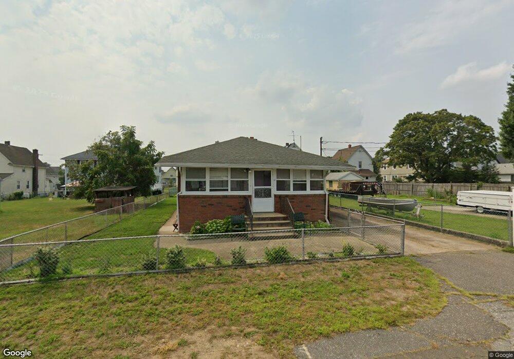 17 Worcester St, Ludlow, MA 01056 - photo 1