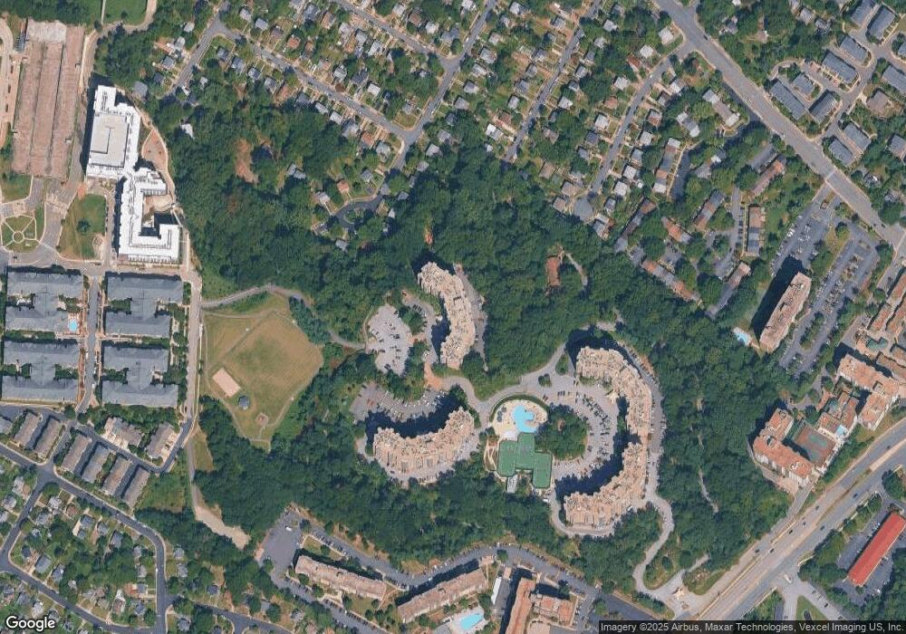 5901 Mount Eagle Dr unit 314, Alexandria, VA 22303 - photo 1