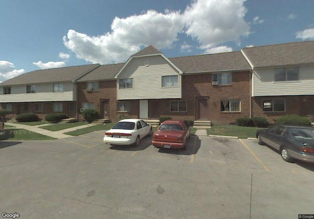 3992 Brookshire Ct, Columbus, OH 43227 - photo 1