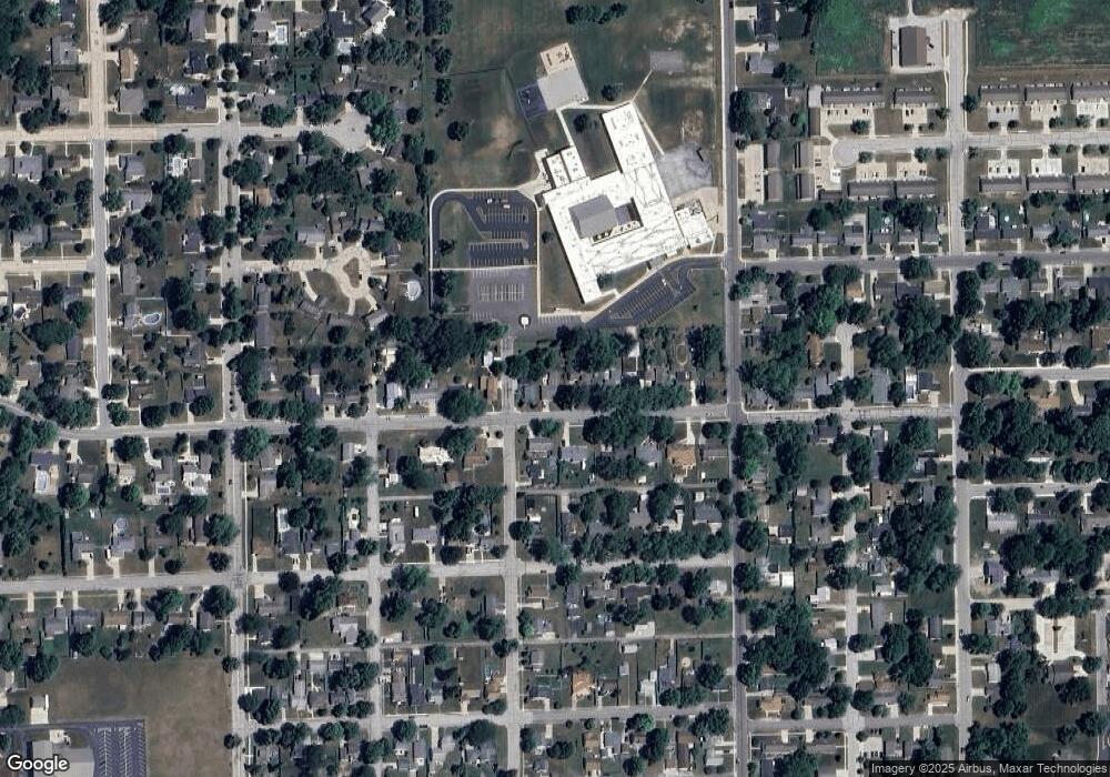 904 E 1st St, Auburn, IN 46706 - photo 1