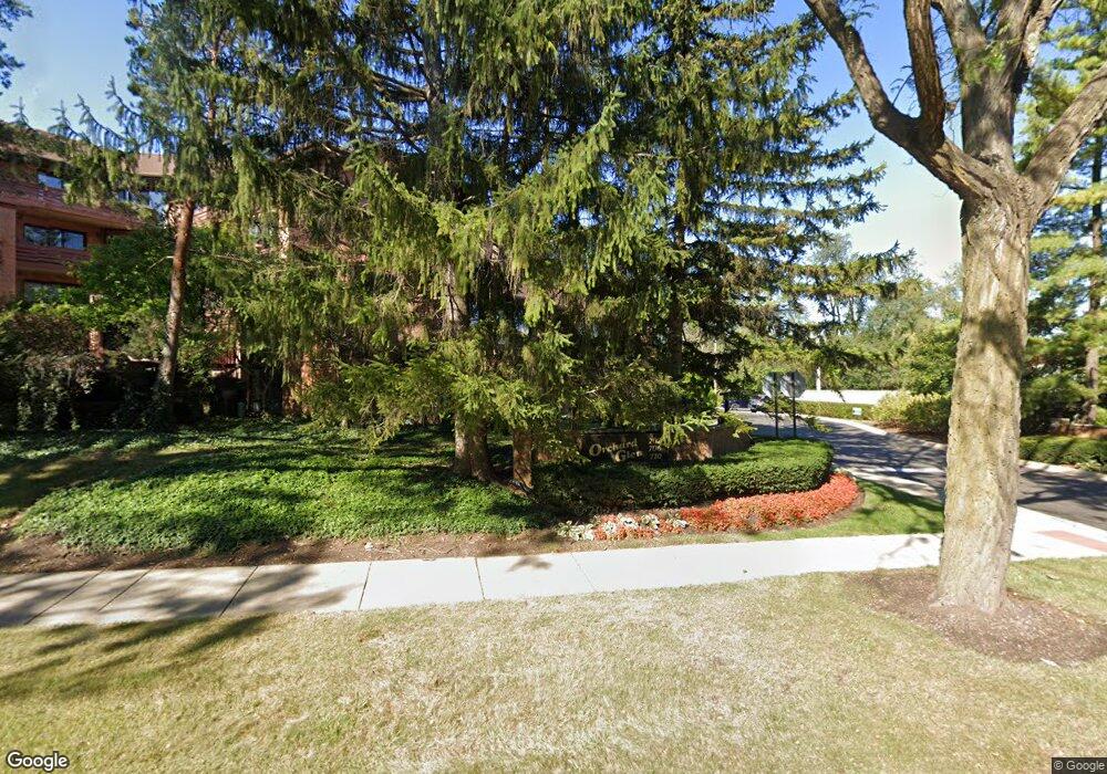 710 Waukegan Rd unit B205, Glenview, IL 60025 - photo 1