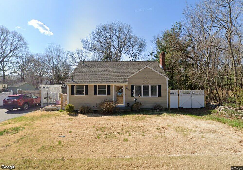 789 E Ashland St, Brockton, MA 02302 - photo 1