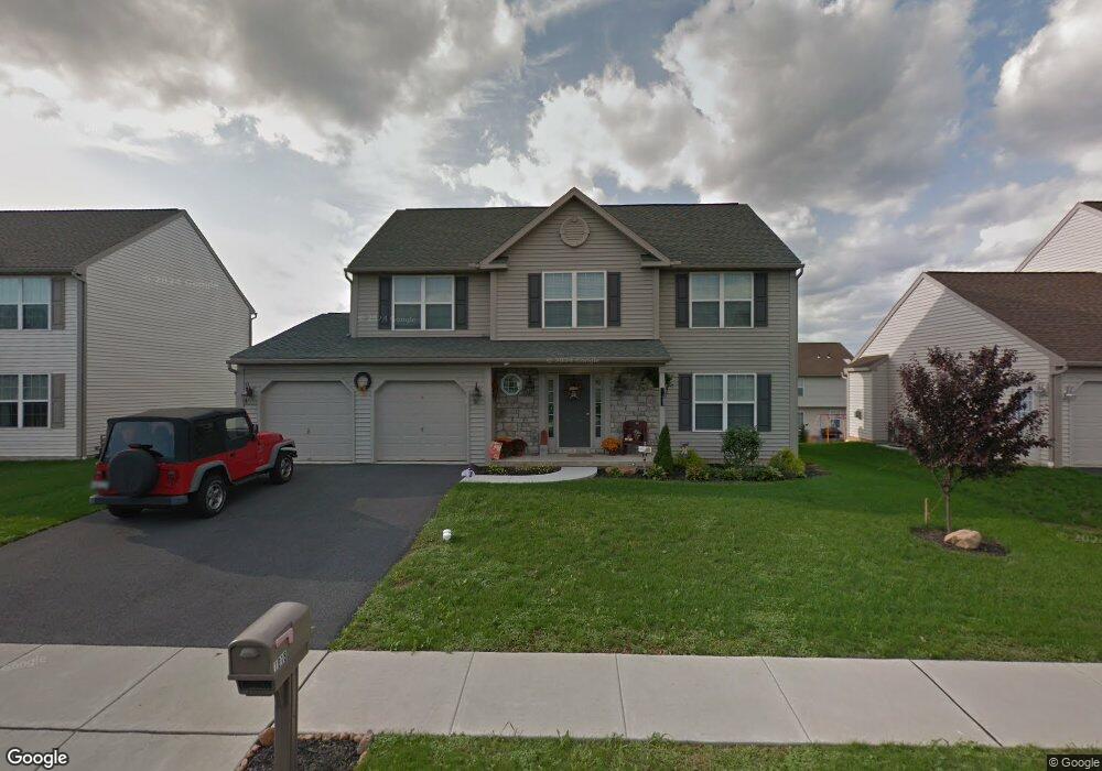 1018 Rosebud St, Reading, PA 19605 - photo 1