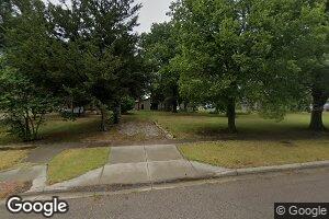 202 E 8th St, Onaga, KS 66521