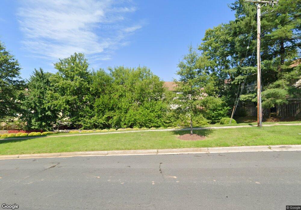 6933 Cipriano Woods Ct, Lanham, MD 20706 - photo 1