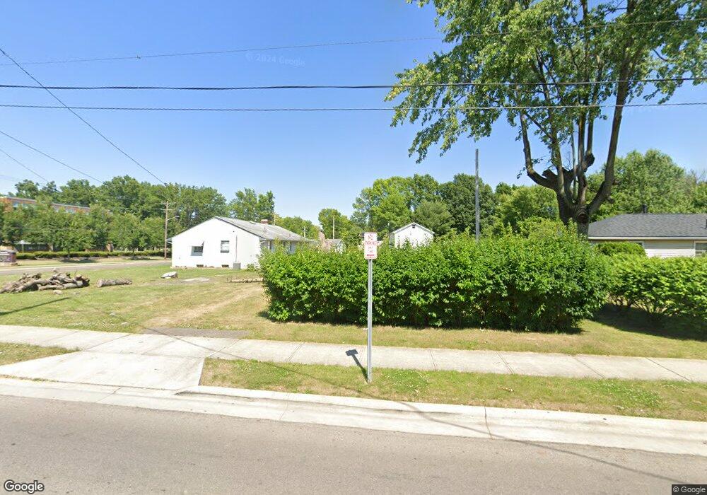 802 Rosemore Ave, Columbus, OH 43213 - photo 1