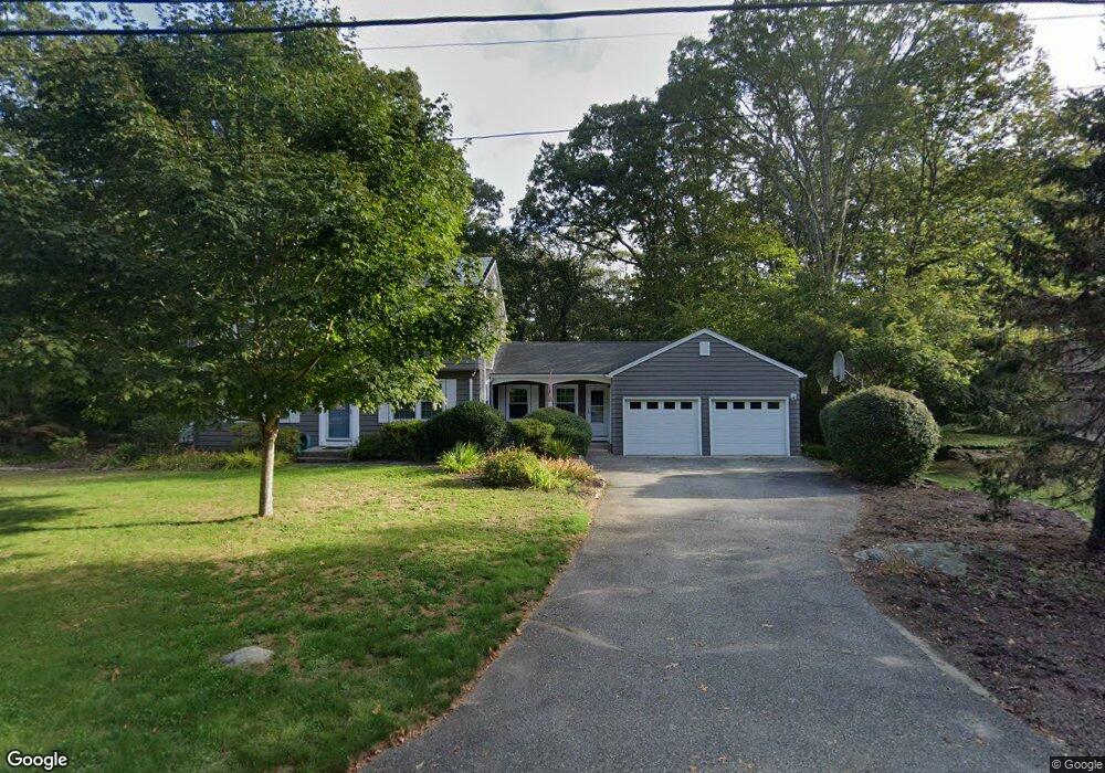 27 Overlook Rd, Gales Ferry, CT 06335 - photo 1