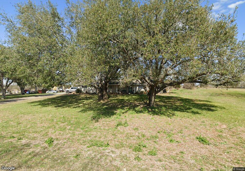 204 Loma Linda, Beeville, TX 78102 - photo 1