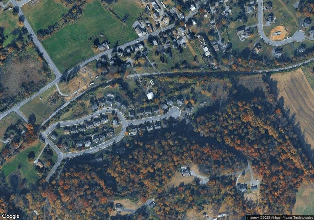 907 Connor Ct, Reading, PA 19608 - photo 1