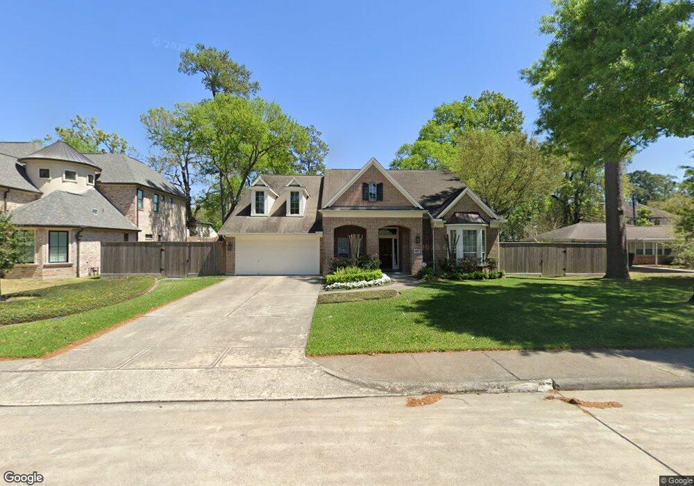 1610 Monarch Oaks St, Houston, TX 77055 - photo 1