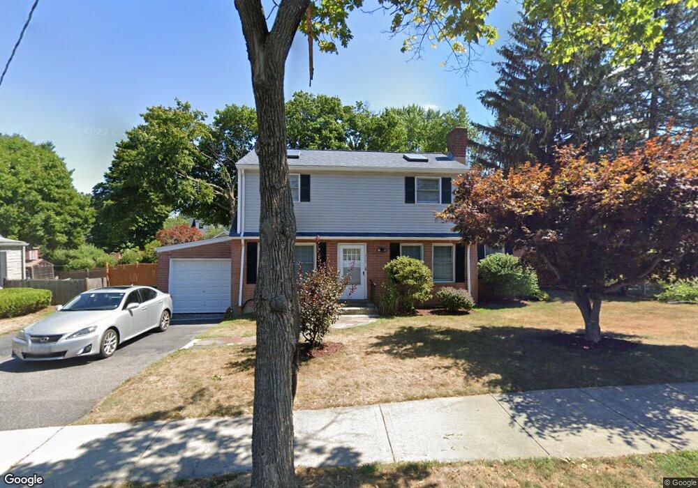 117 Russell Rd unit 117, West Newton, MA 02465 - photo 1