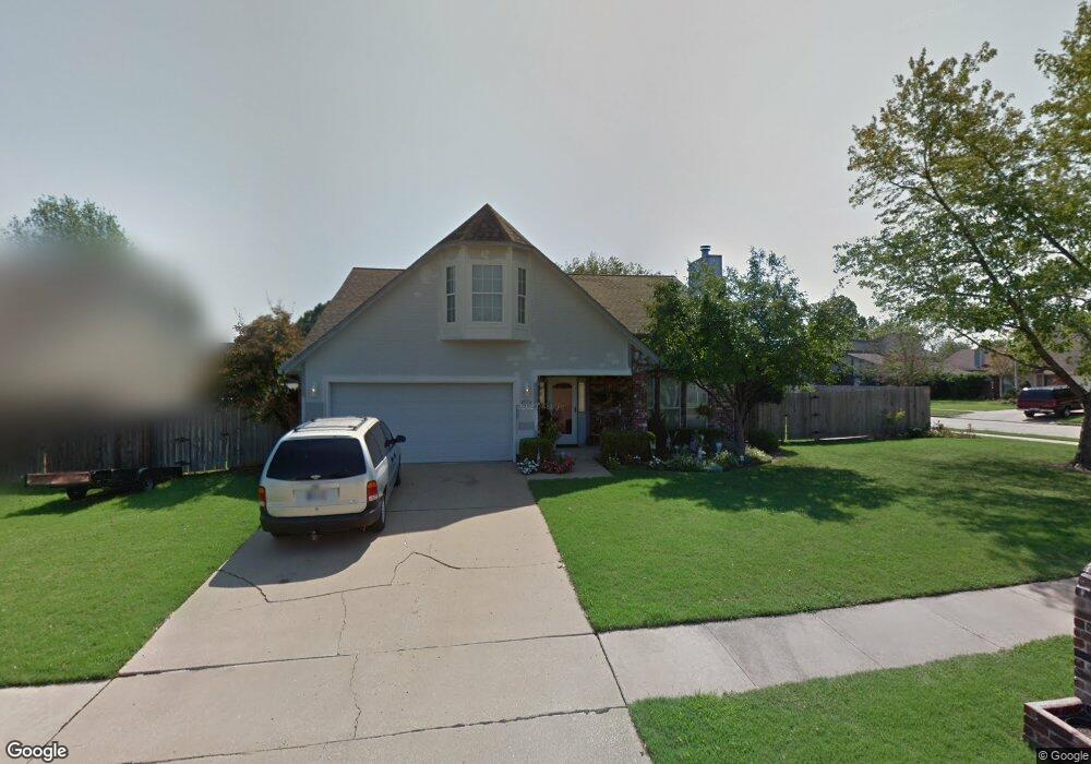 2709 S Maple Ave, Broken Arrow, OK 74012 - photo 1