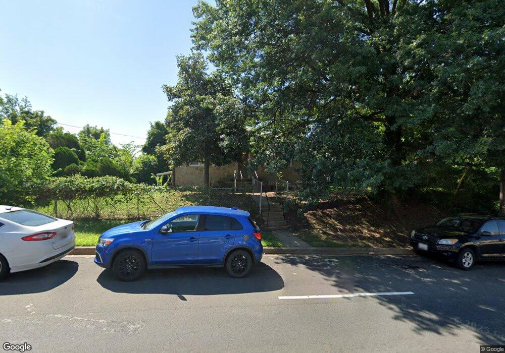 5761 Southern Ave, Capitol Heights, MD 20743 - photo 1