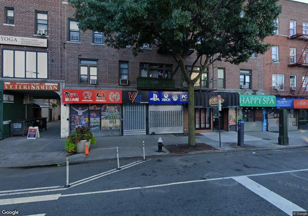 3243 Steinway St, Long Island City, NY 11103 - photo 1