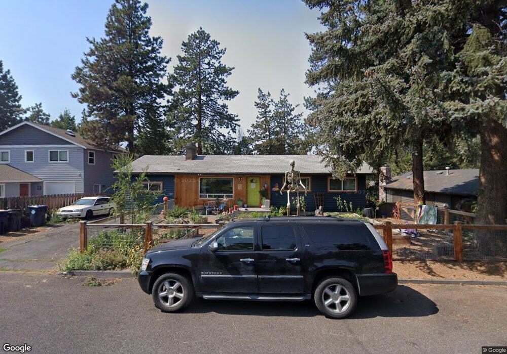 1139 NE 12th St, Bend, OR 97701 - photo 1