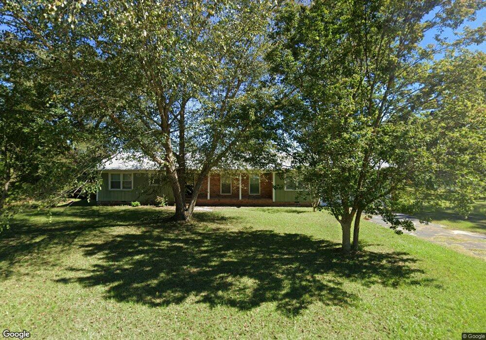 1026 Jackson St, Blackshear, GA 31516 - photo 1