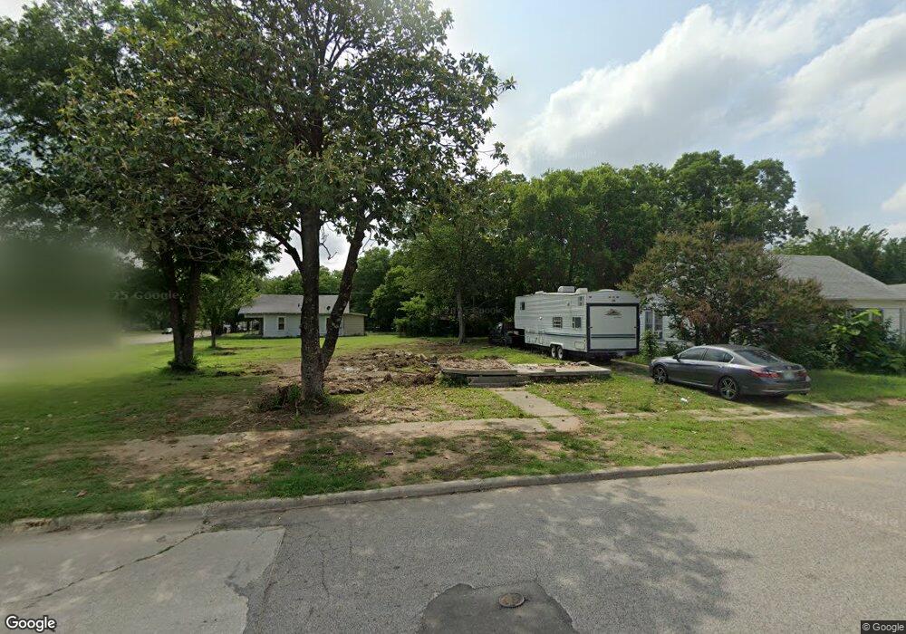 437 E St SE, Ardmore, OK 73401 - photo 1