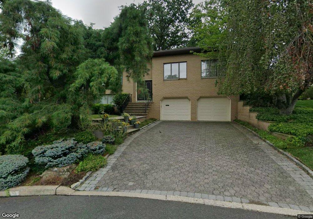 30 Snyder Rd, Englewood Cliffs, NJ 07632 - photo 1