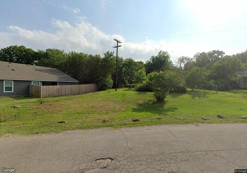 809 Layne Dr, Denison, TX 75020 - photo 1