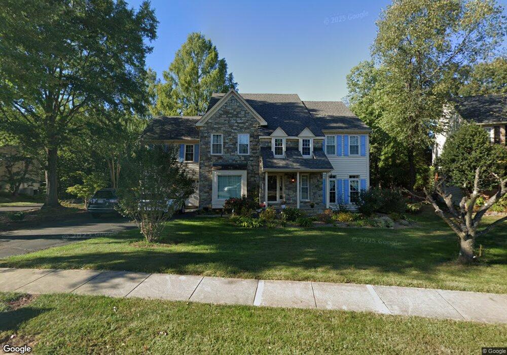 6207 Point Cir, Centreville, VA 20120 - photo 1
