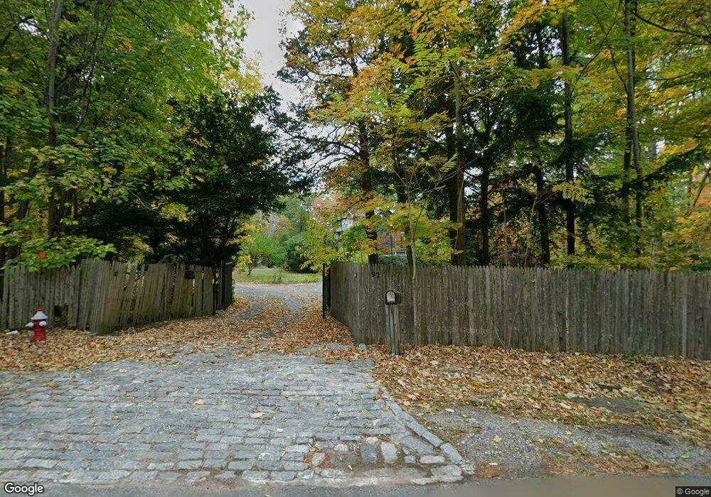 96 Post Rd, Old Westbury, NY 11568 - photo 1